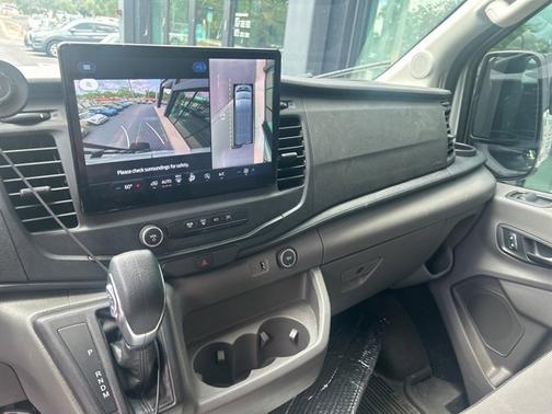 2022 Ford Transit-350 Base