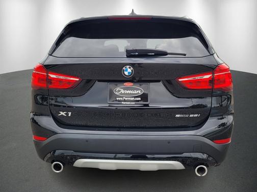 2022 BMW X1 sDrive28i
