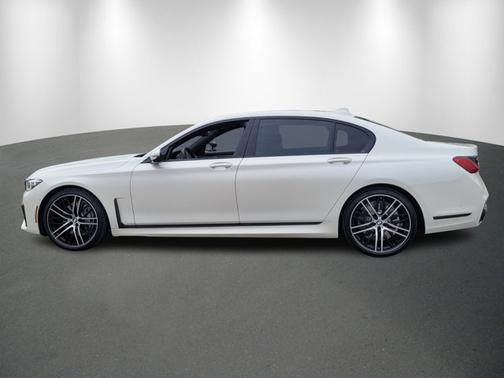 2022 BMW 750 750i xDrive