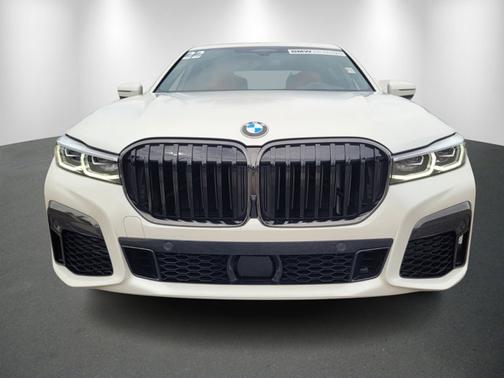 2022 BMW 750 750i xDrive