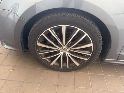 2016 Volkswagen Jetta 1.8T Sport