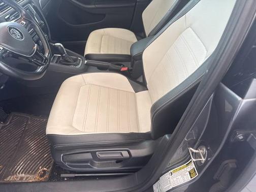 2016 Volkswagen Jetta 1.8T Sport
