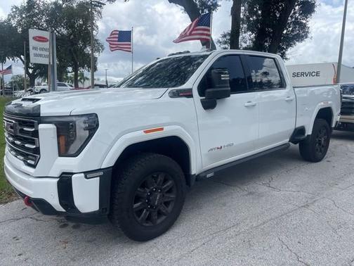 2025 GMC Sierra 2500 AT4