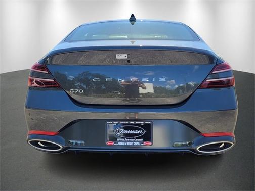 2025 Genesis G70 2.5T