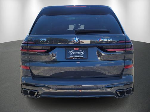2024 BMW X7 M60i