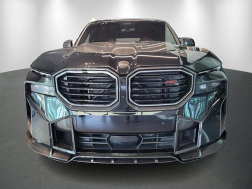 2024 BMW XM Base