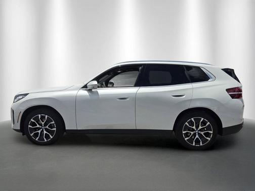 Mineral White Metallic 2026 BMW X3 30 xDrive