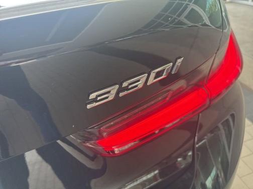 2022 BMW 330 330i