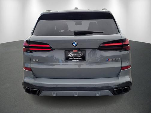 2024 BMW X5 M60i