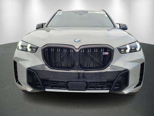 2024 BMW X5 M60i