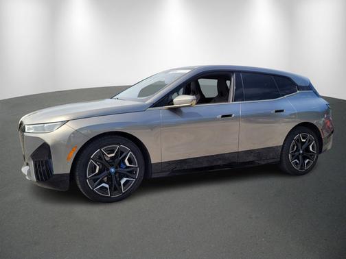 2025 BMW iX M60