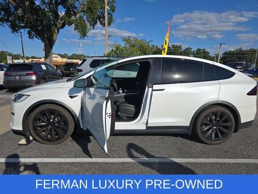 2023 Tesla Model X Standard Range