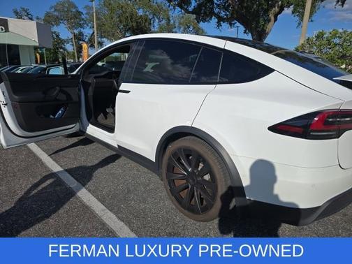 2023 Tesla Model X Standard Range