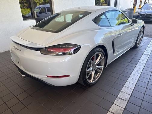 2022 Porsche 718 Cayman S