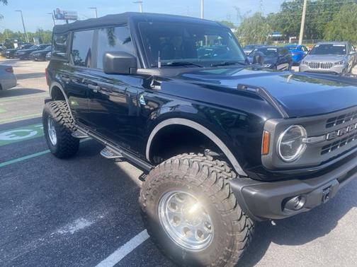 2022 Ford Bronco Black Diamond
