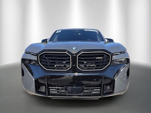 Dravit Grey Metallic 2023 BMW XM Base