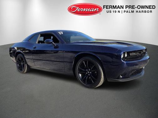 2017 Dodge Challenger SXT