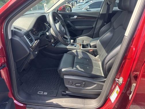 2018 Audi Q5 2.0T Premium