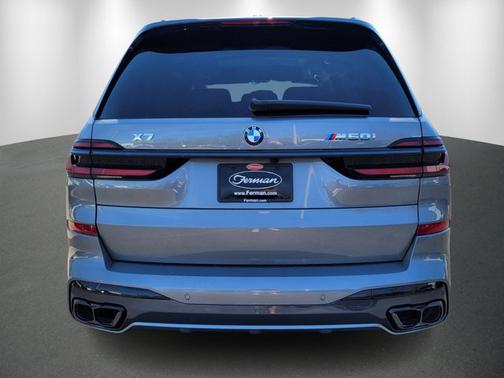 2025 BMW X7 M60i