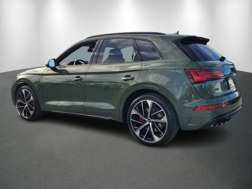 2023 Audi SQ5 Premium Plus