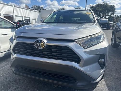 2019 Toyota RAV4 XLE Premium