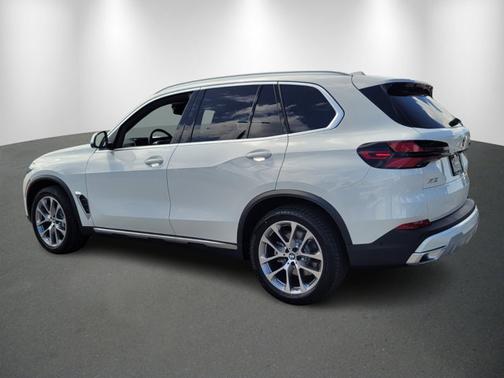 2026 BMW X5 sDrive40i