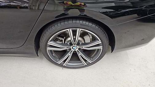 2024 BMW 330 330i