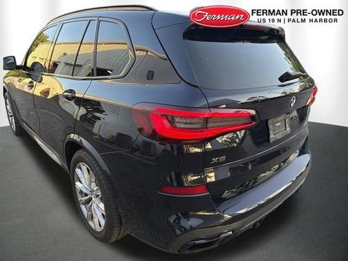 Carbon Black Metallic 2023 BMW X5 M50i