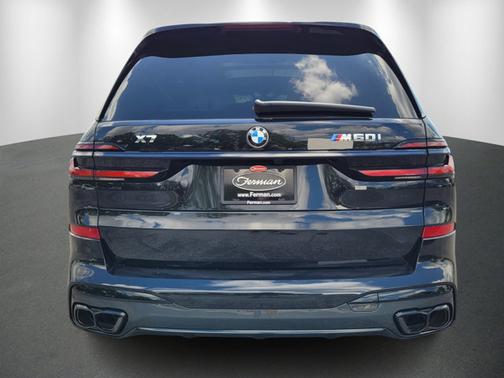 2025 BMW X7 M60i