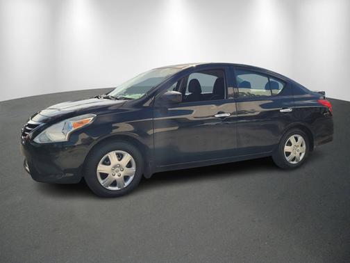 2015 Nissan Versa SV