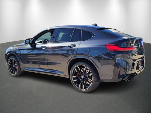 2024 BMW X4 M40i