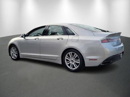 2015 Lincoln MKZ Base