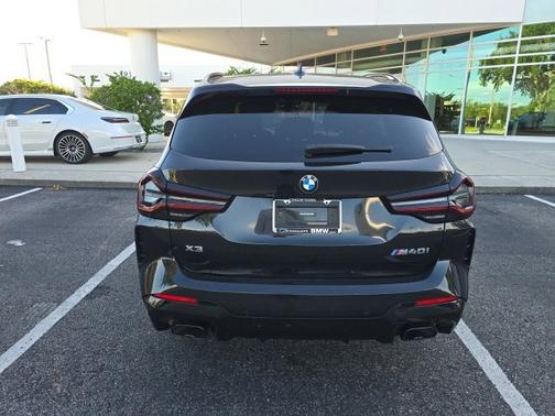 2022 BMW X3 M40i