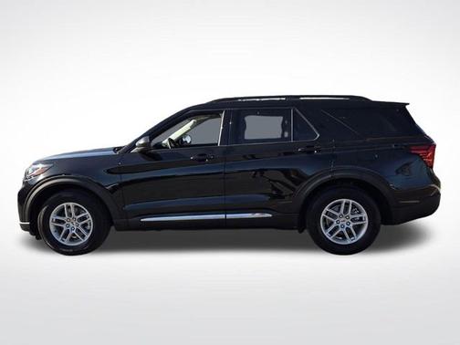 Black Metallic 2025 Ford Explorer Active
