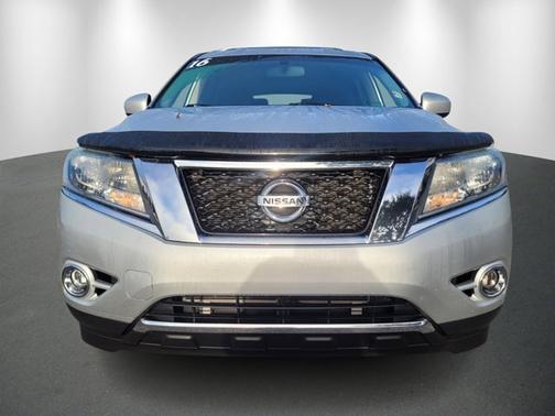 2016 Nissan Pathfinder SV