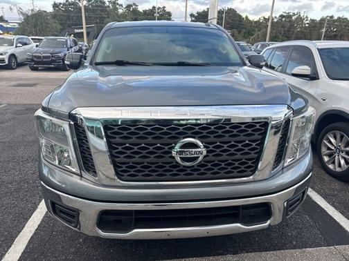 2018 Nissan Titan SV
