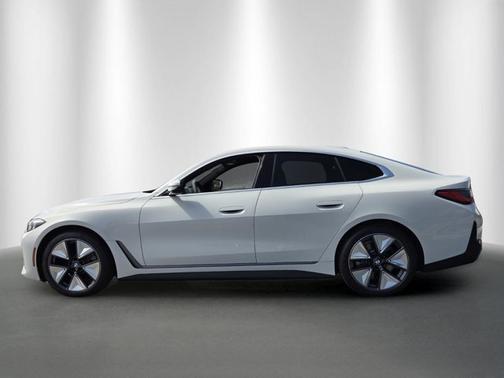 Alpine White 2026 BMW i4 Gran Coupe eDrive40