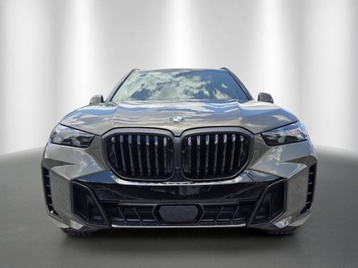 Manhattan Green Metallic 2026 BMW X5 xDrive40i
