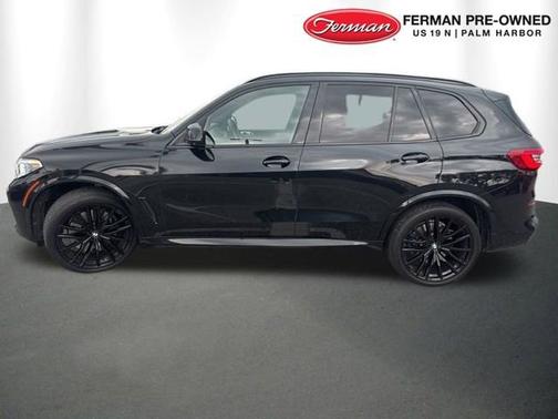 Black Sapphire Metallic 2020 BMW X5 M50i