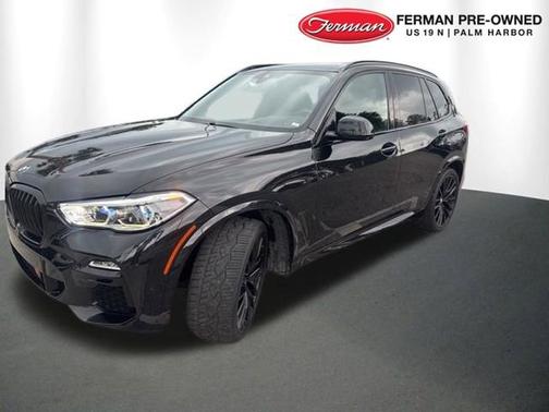 Black Sapphire Metallic 2020 BMW X5 M50i