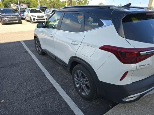 2021 Kia Seltos S