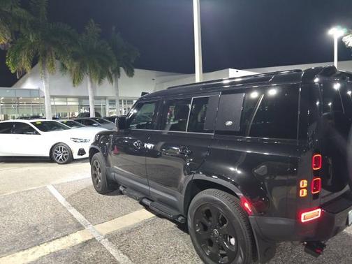 2024 Land Rover Defender S