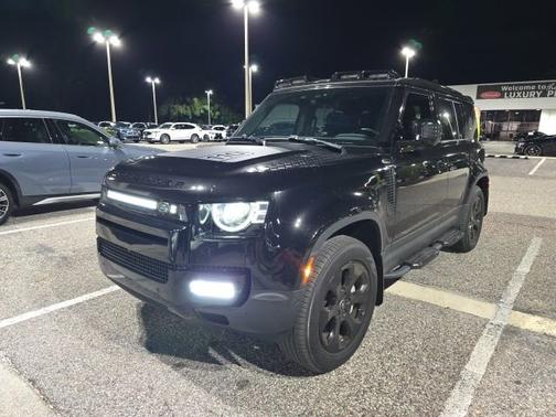 2024 Land Rover Defender S