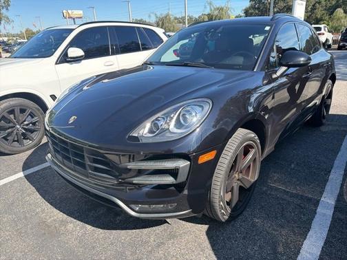 2017 Porsche Macan Turbo