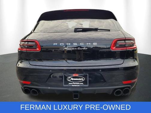 2017 Porsche Macan Turbo