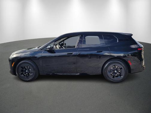 2026 BMW iX xDrive60