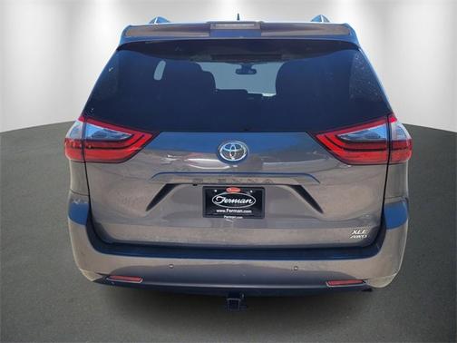2020 Toyota Sienna Limited Premium