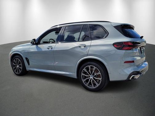 2024 BMW X5 xDrive50e