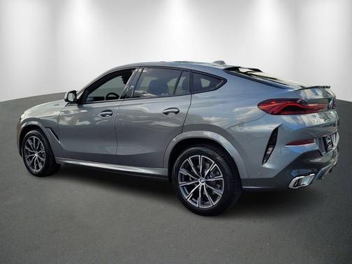 2025 BMW X6 xDrive40i