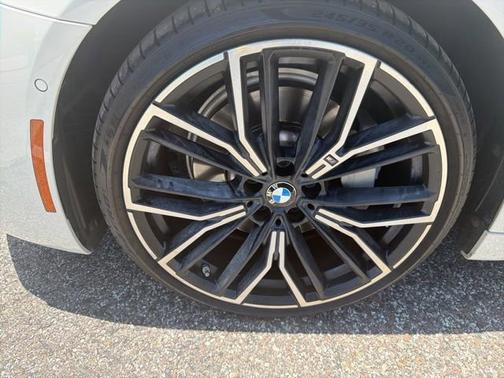 Alpine White 2023 BMW 530 530i